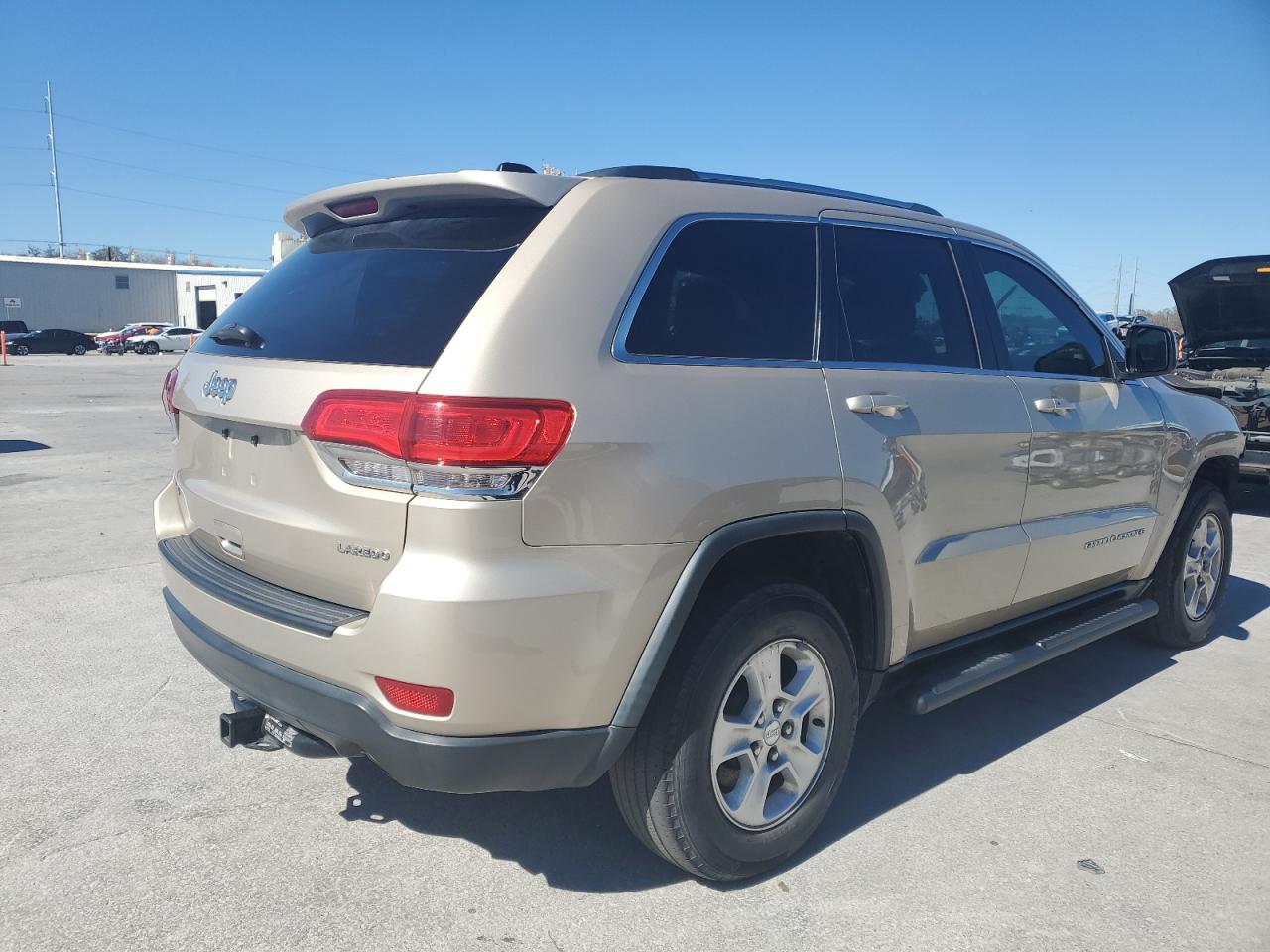 2015 Jeep Grand Cherokee - Image 3