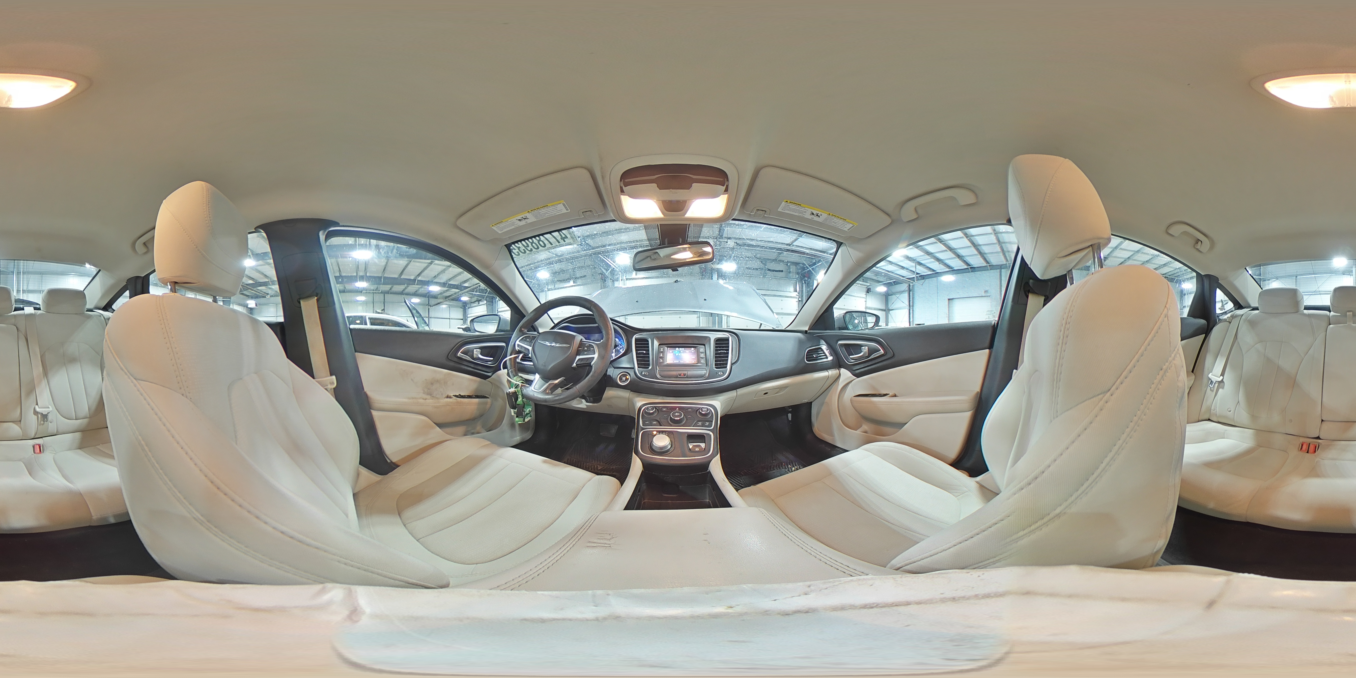 2015 Chrysler 200 - Image 14