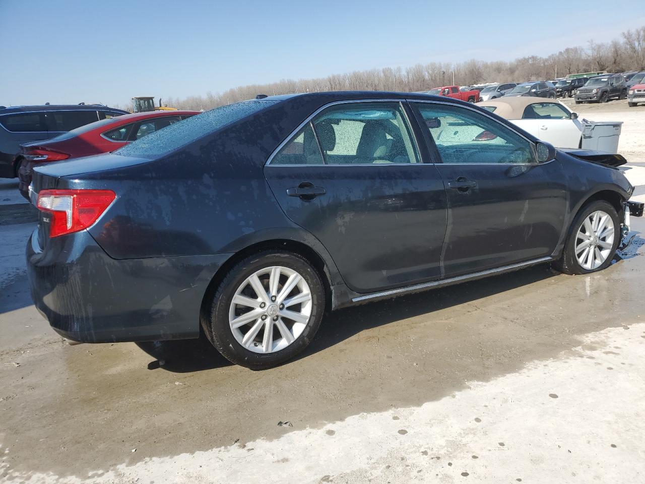 2013 Toyota Camry - Image 3