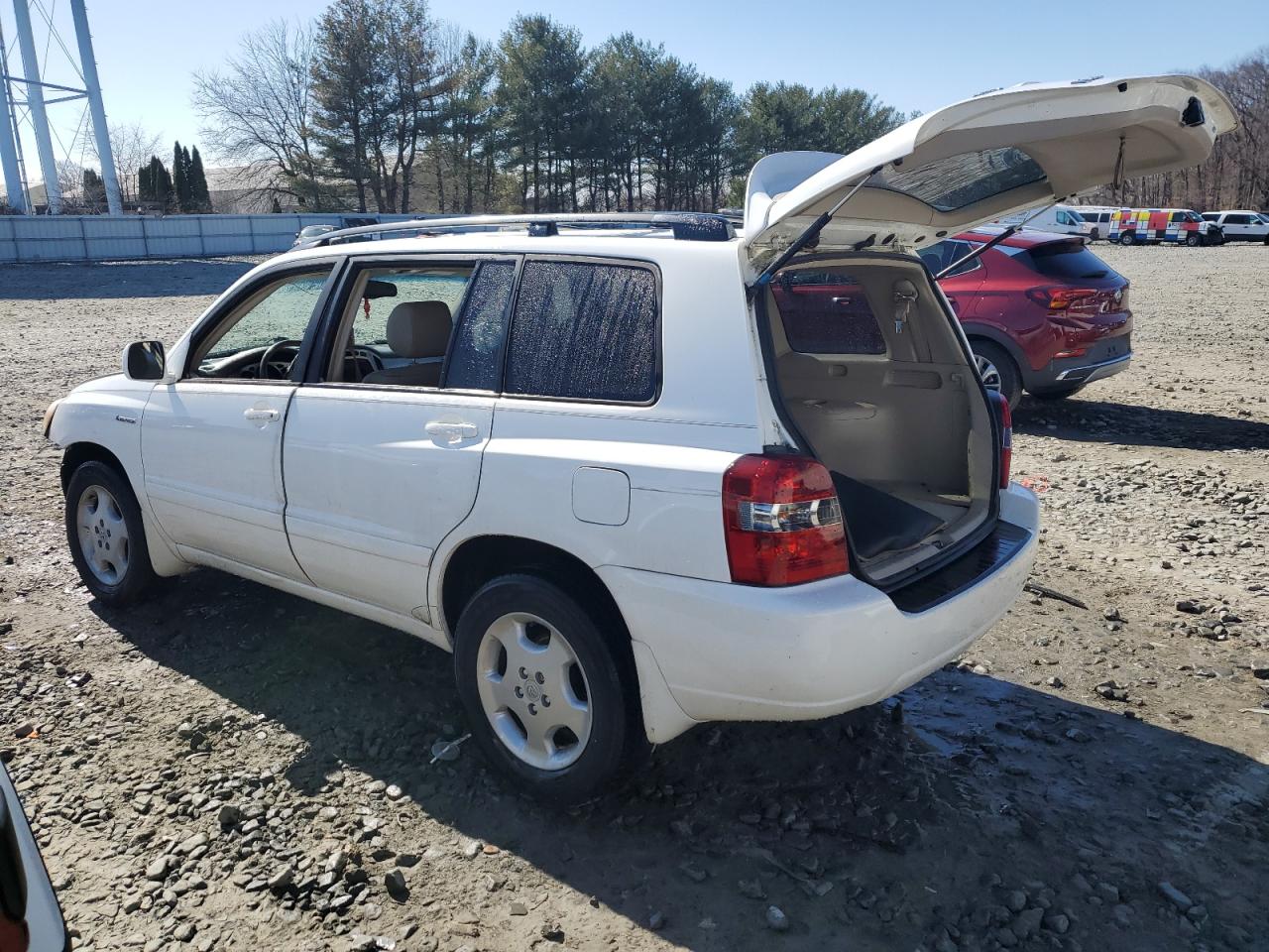 2005 Toyota Highlander - Image 2