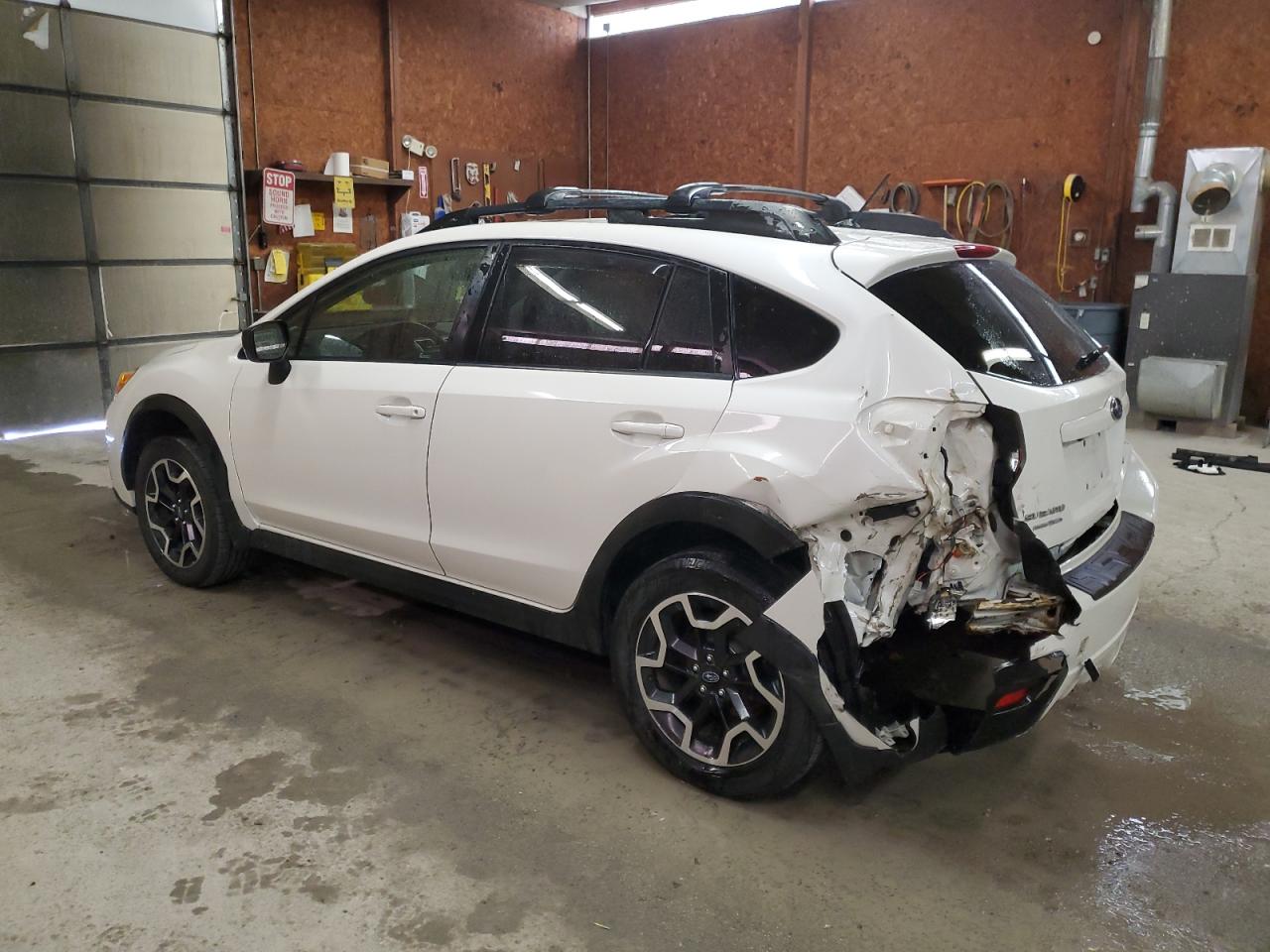 2016 Subaru XV - Image 2
