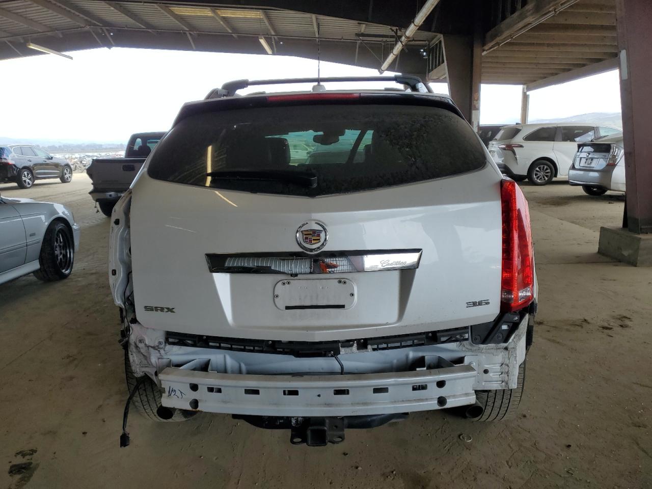 2015 Cadillac SRX - Image 6