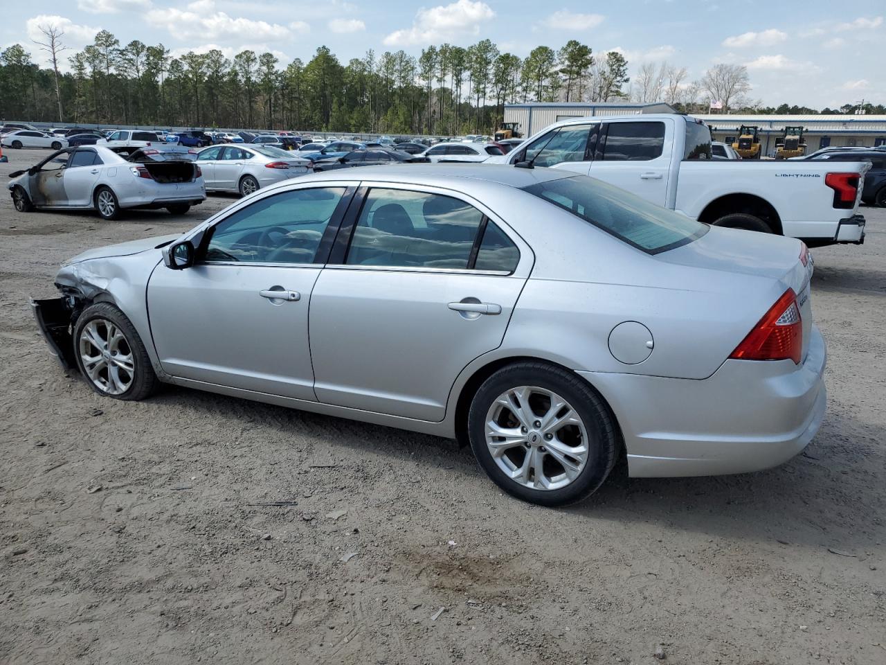 2012 Ford Fusion - Image 2