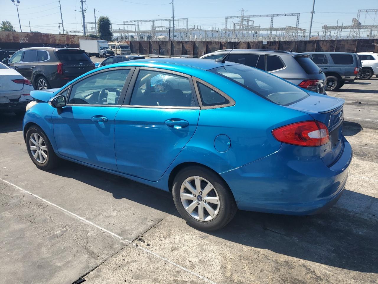 2013 Ford Fiesta - Image 2