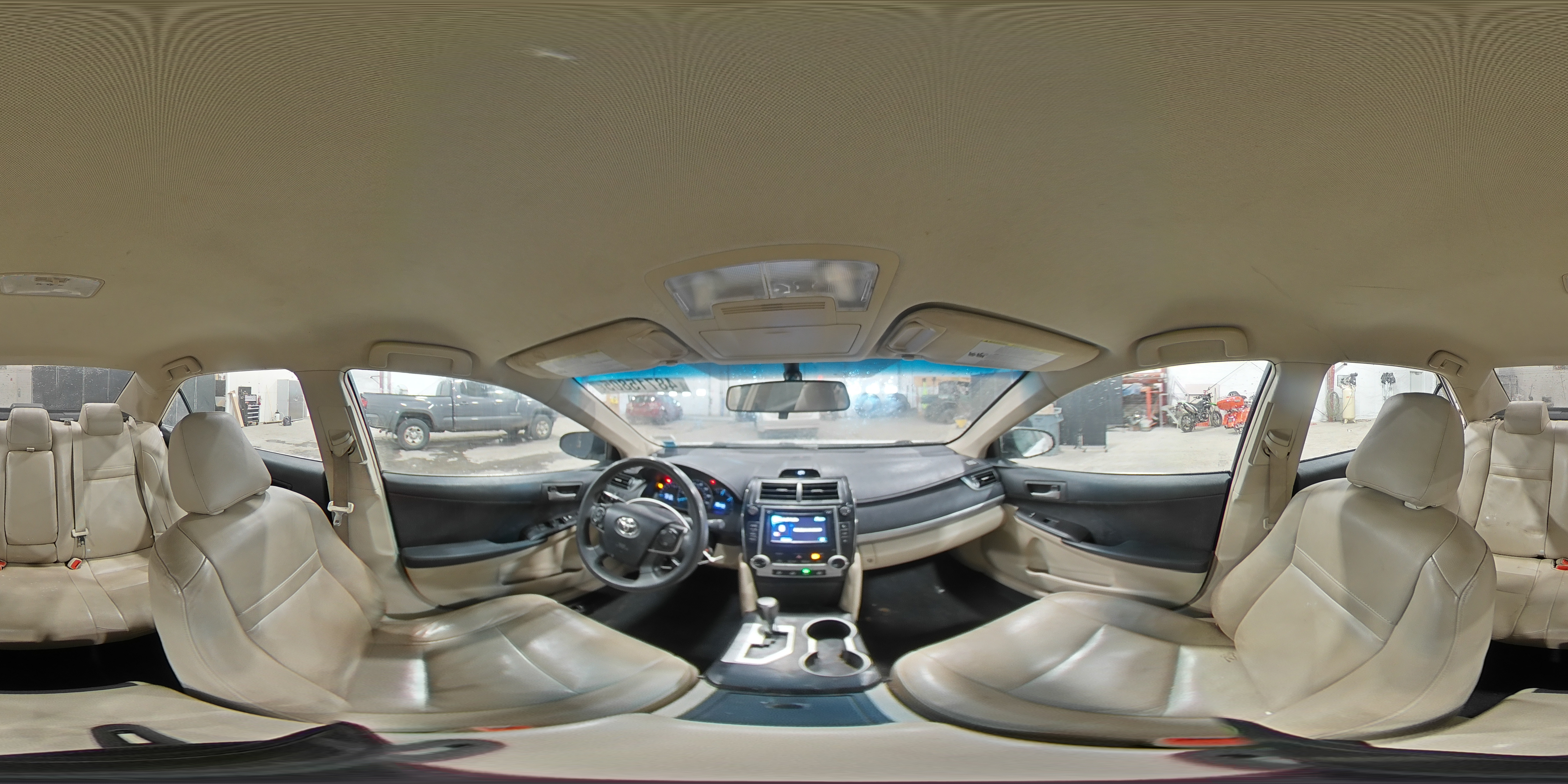2012 Toyota Camry - Image 14