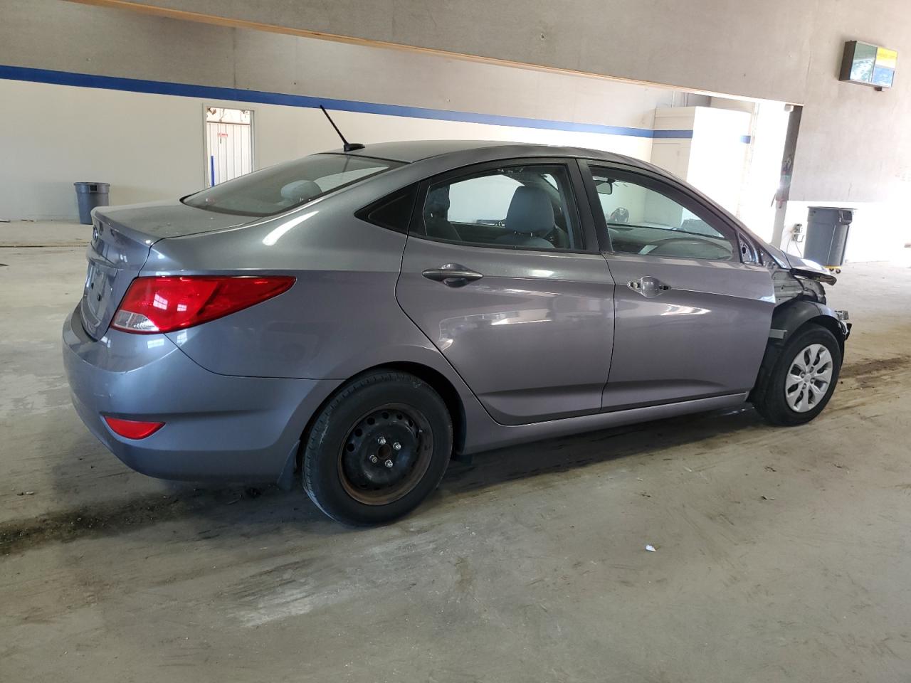 2015 Hyundai Accent - Image 3