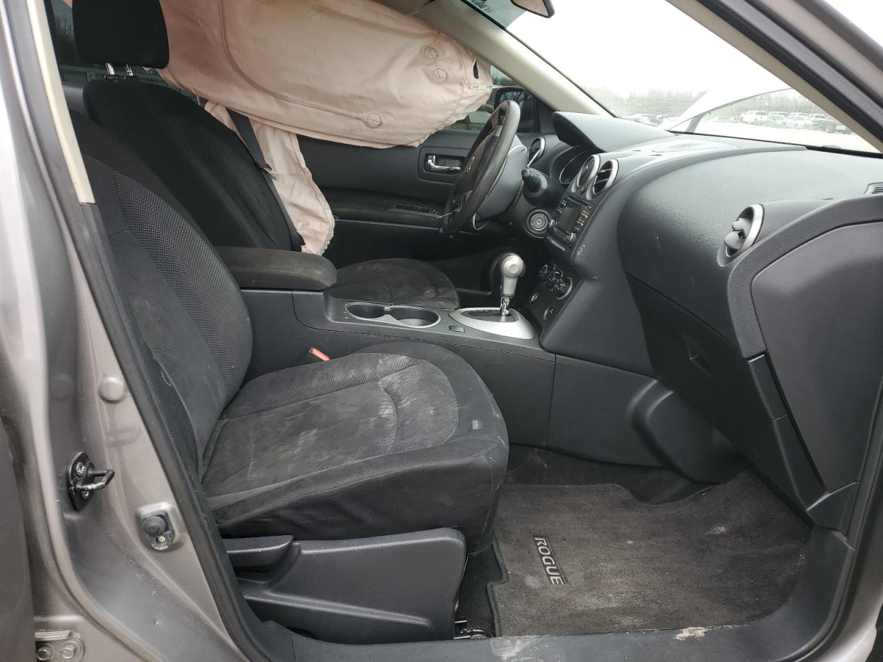 2012 Nissan Rogue - Image 7
