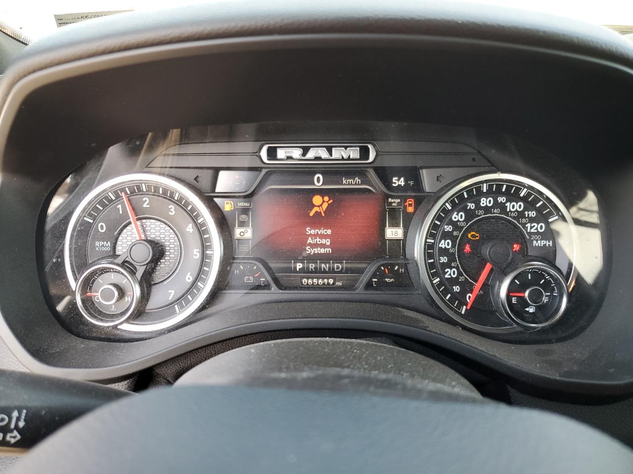 2021 RAM 1500 - Image 9