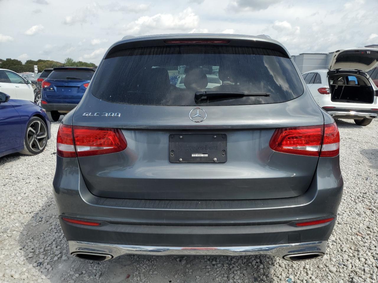 2017 Mercedes-Benz GLC - Image 6