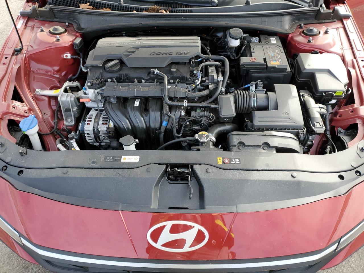 2024 Hyundai Elantra - Image 12