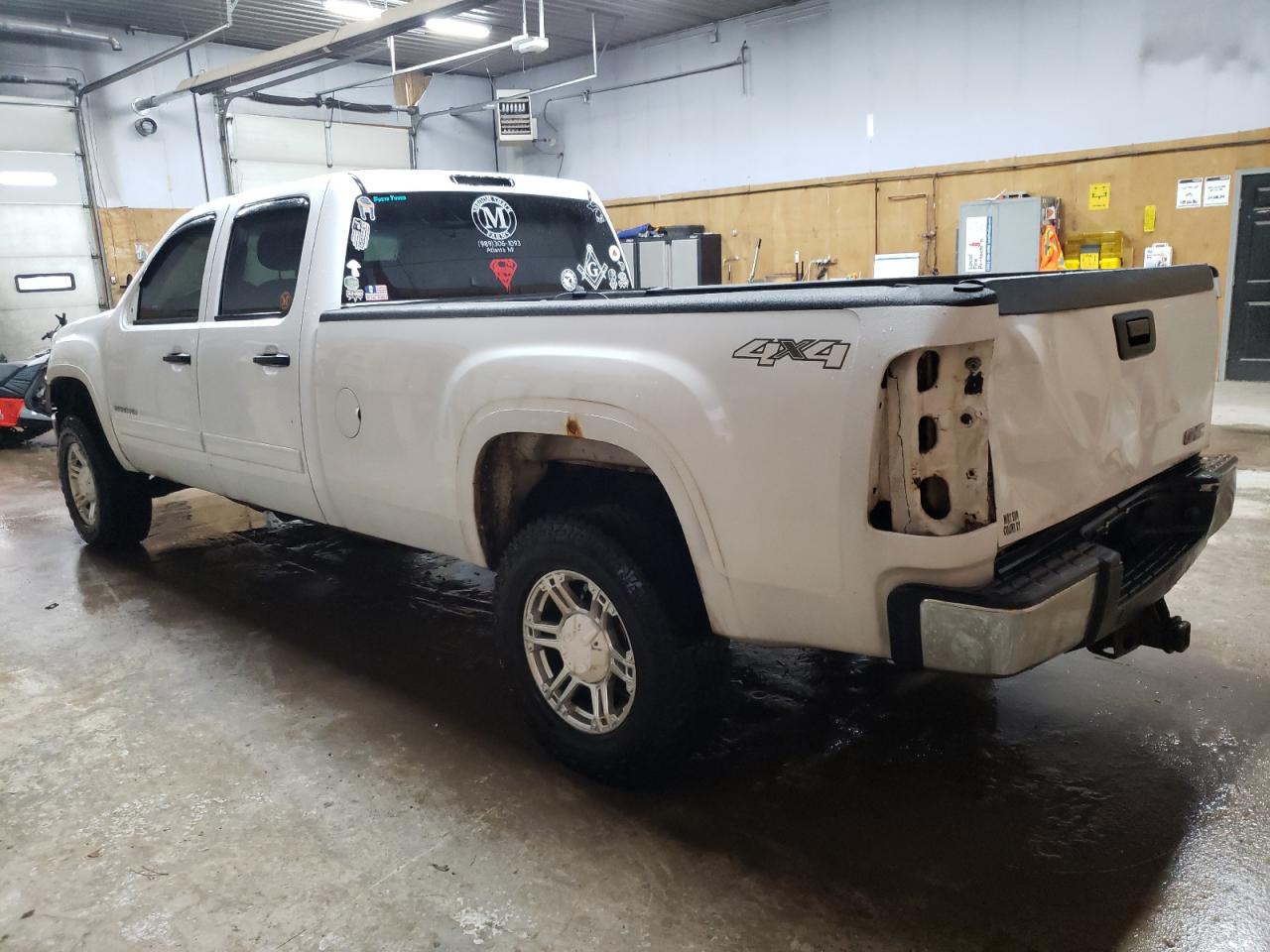 2012 GMC Sierra - Image 2
