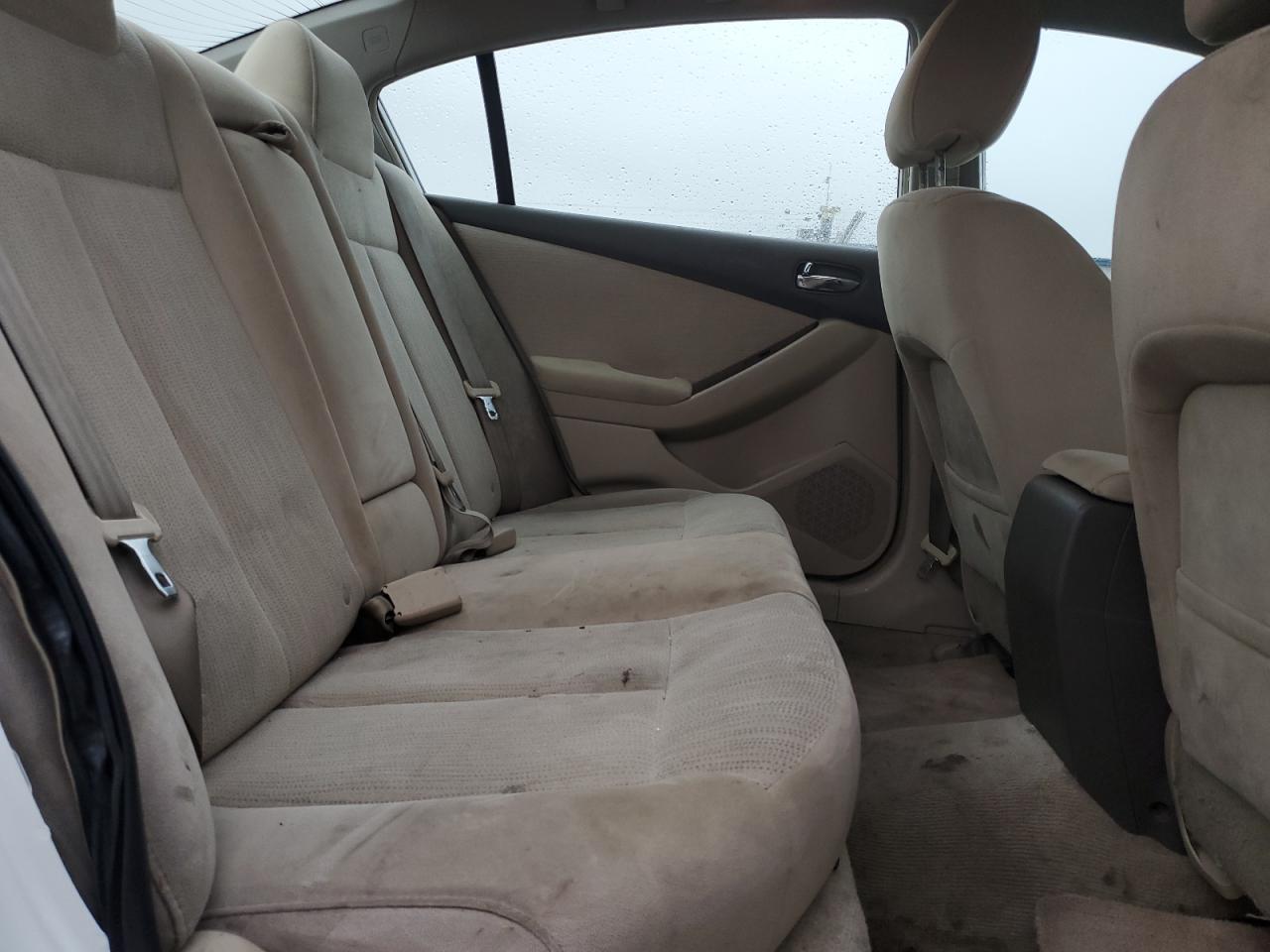2011 Nissan Altima - Image 11