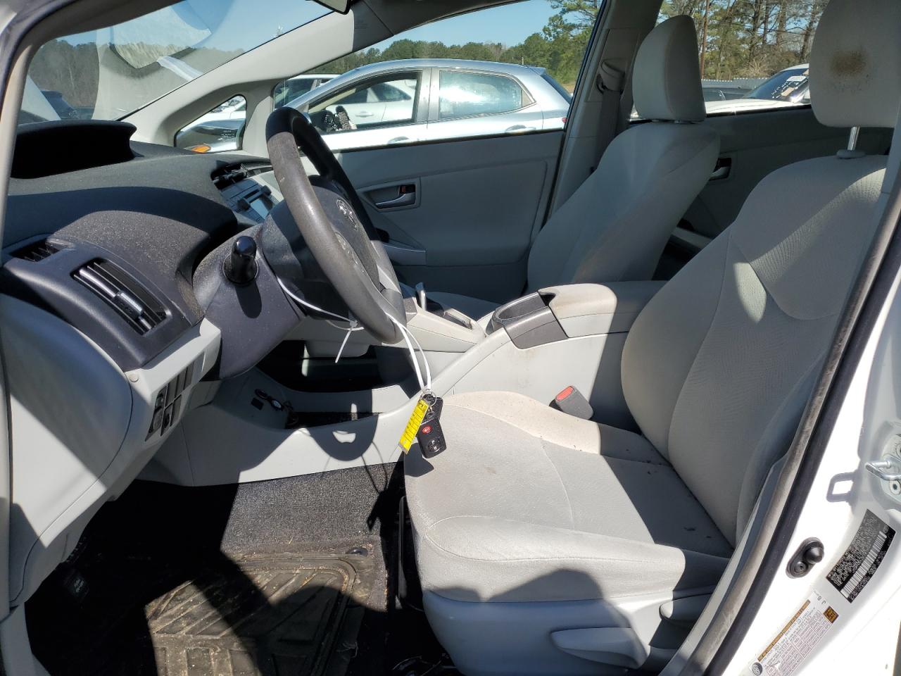2015 Toyota Prius - Image 7