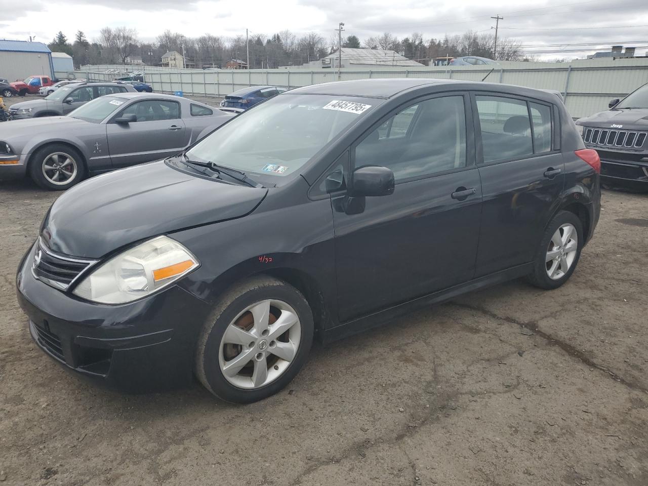 2010 Nissan Versa - Image 1