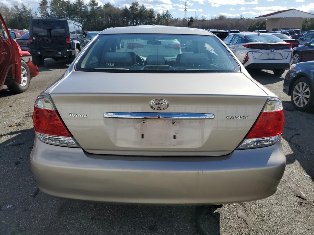 2005 Toyota Camry - Image 6
