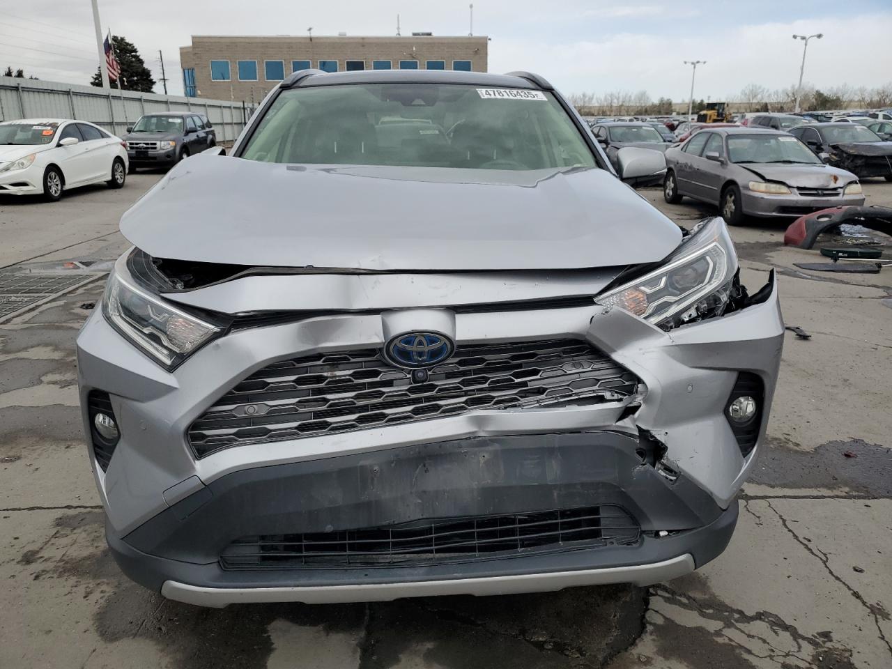 2019 Toyota RAV 4 - Image 5
