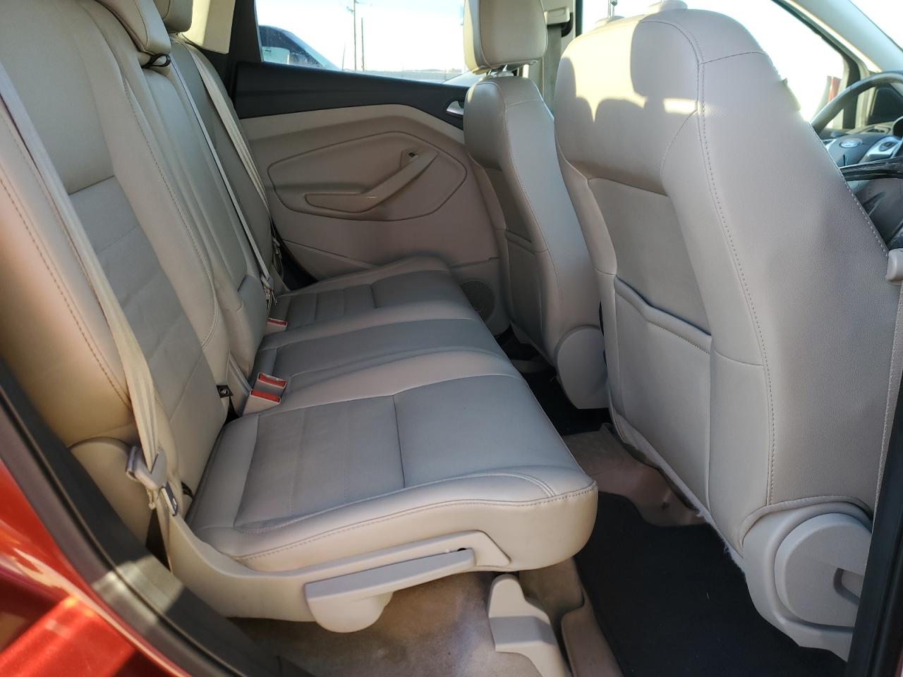 2014 Ford Escape - Image 10