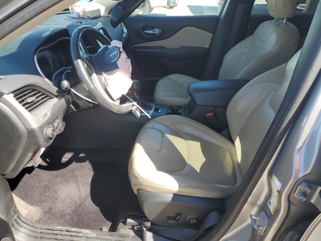 2016 Jeep Grand Cherokee - Image 7