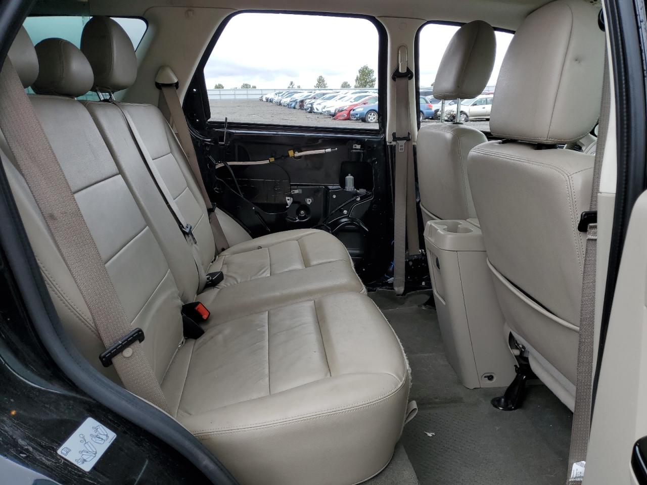 2011 Ford Escape - Image 11