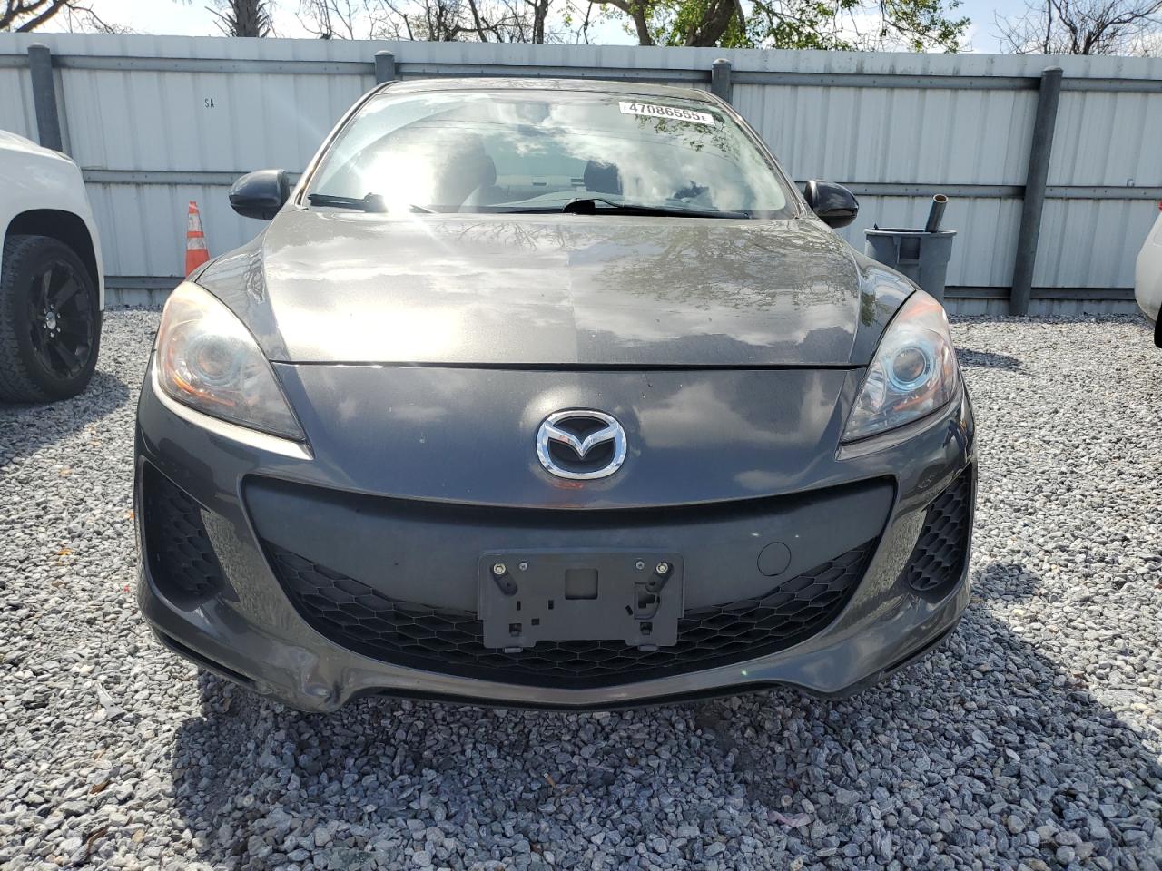 2013 Mazda 3 - Image 5