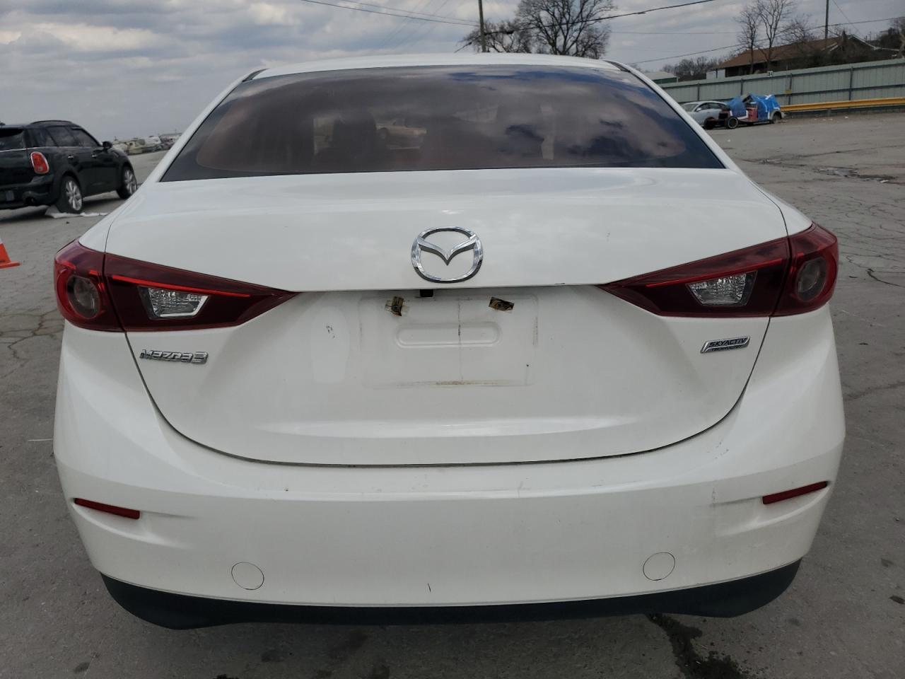 2017 Mazda 3 - Image 6