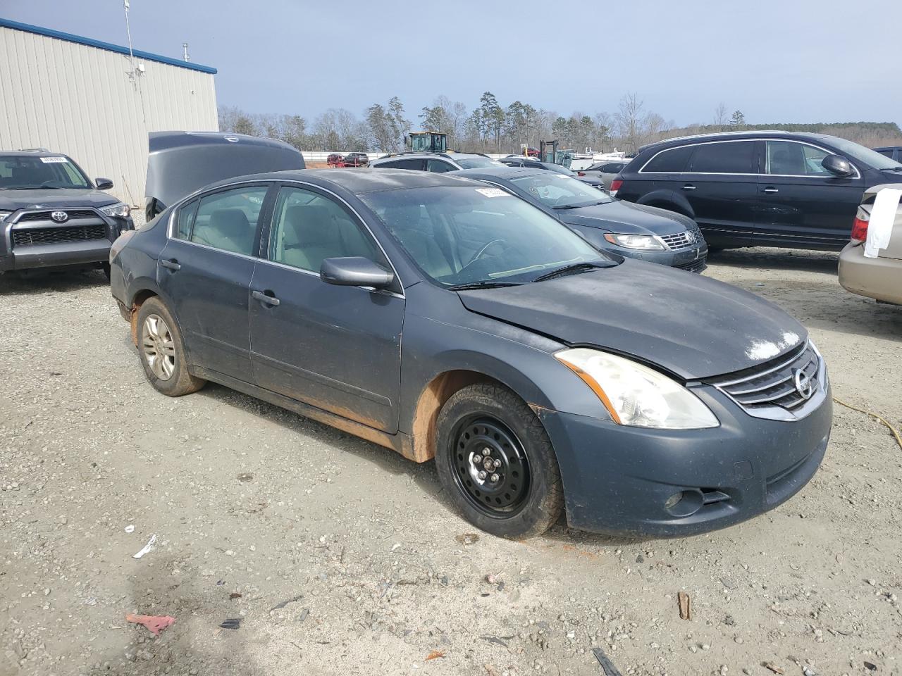 2011 Nissan Altima - Image 4