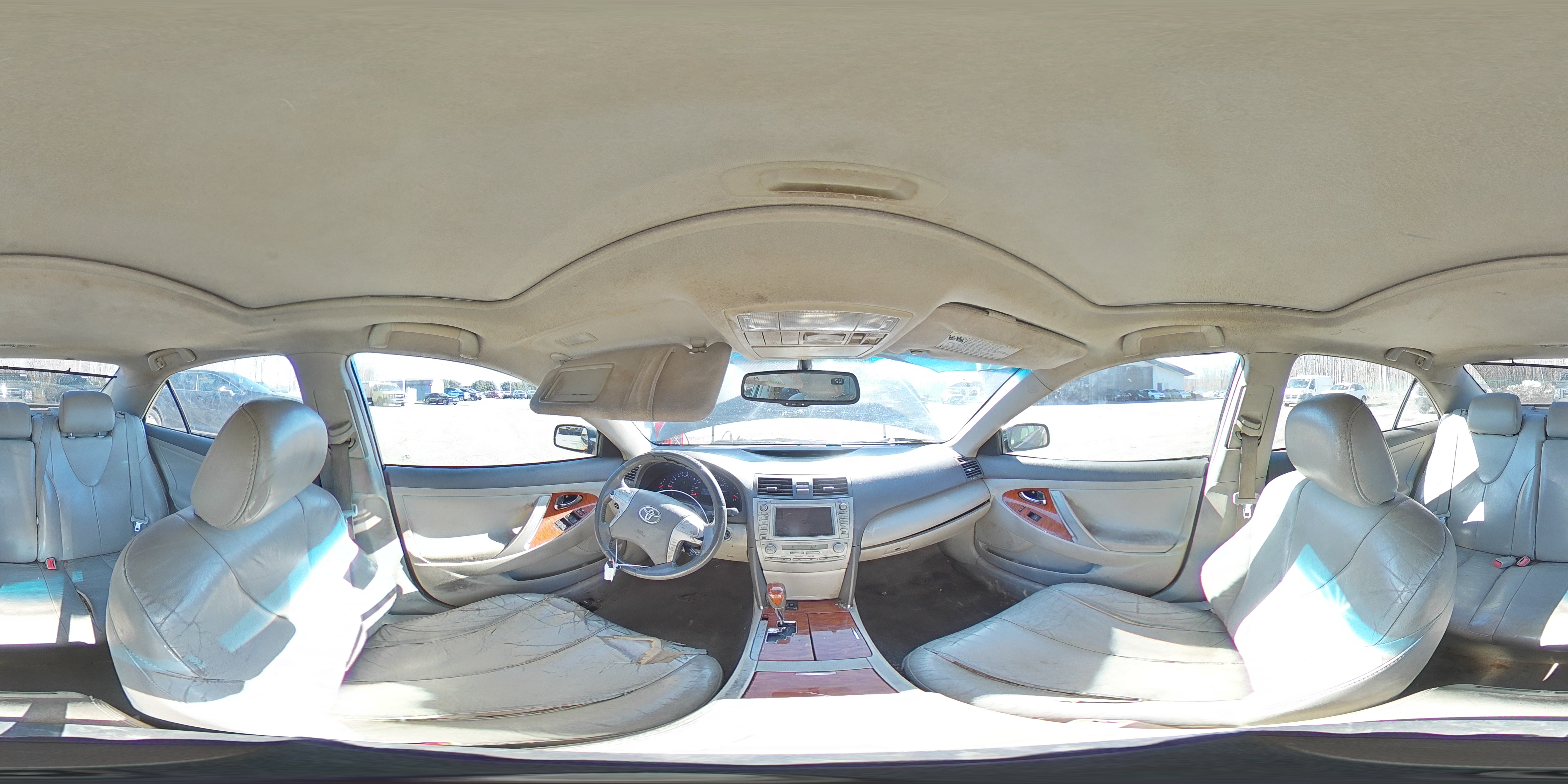 2011 Toyota Camry - Image 13
