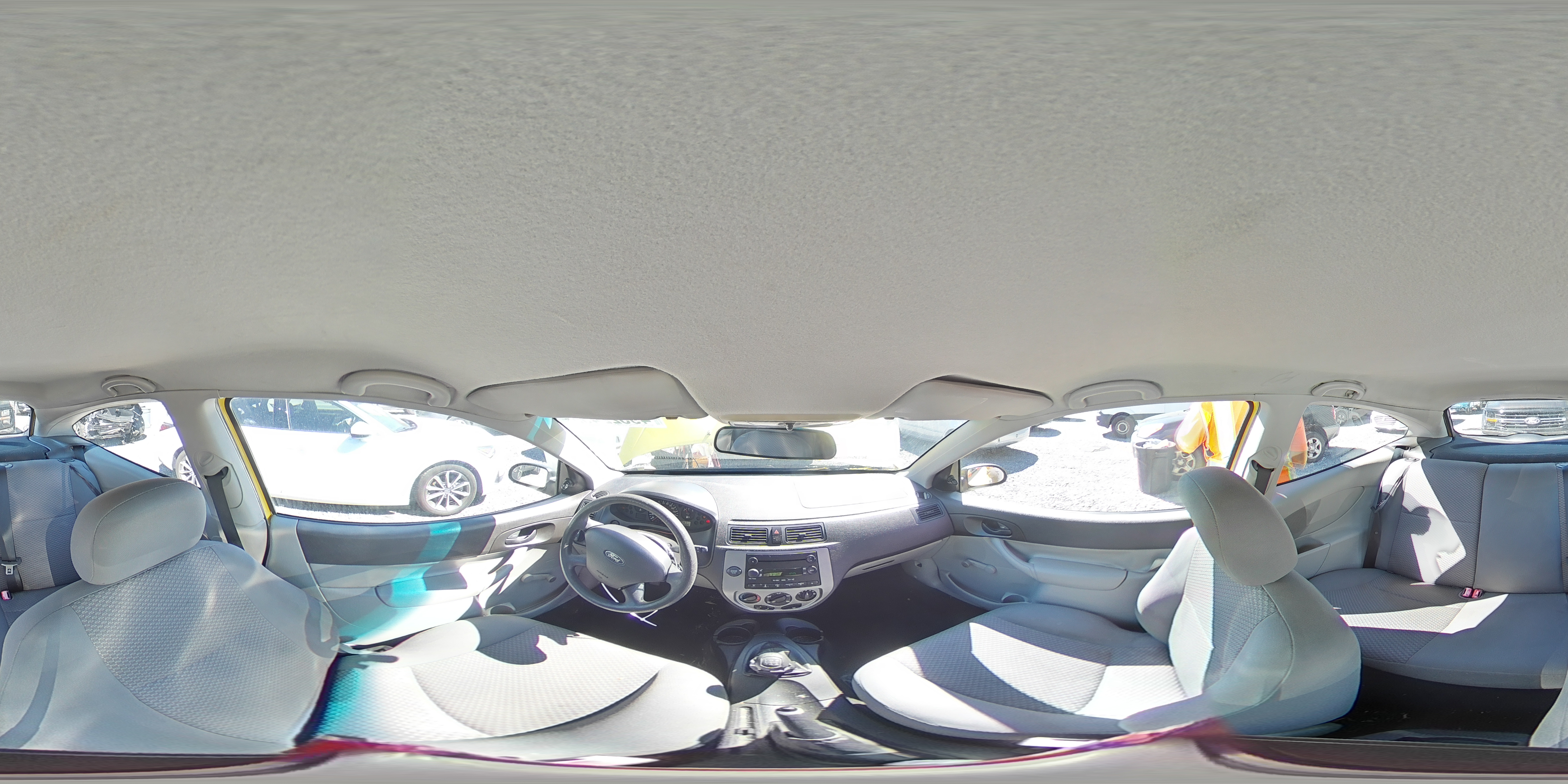 2005 Ford Focus - Image 13