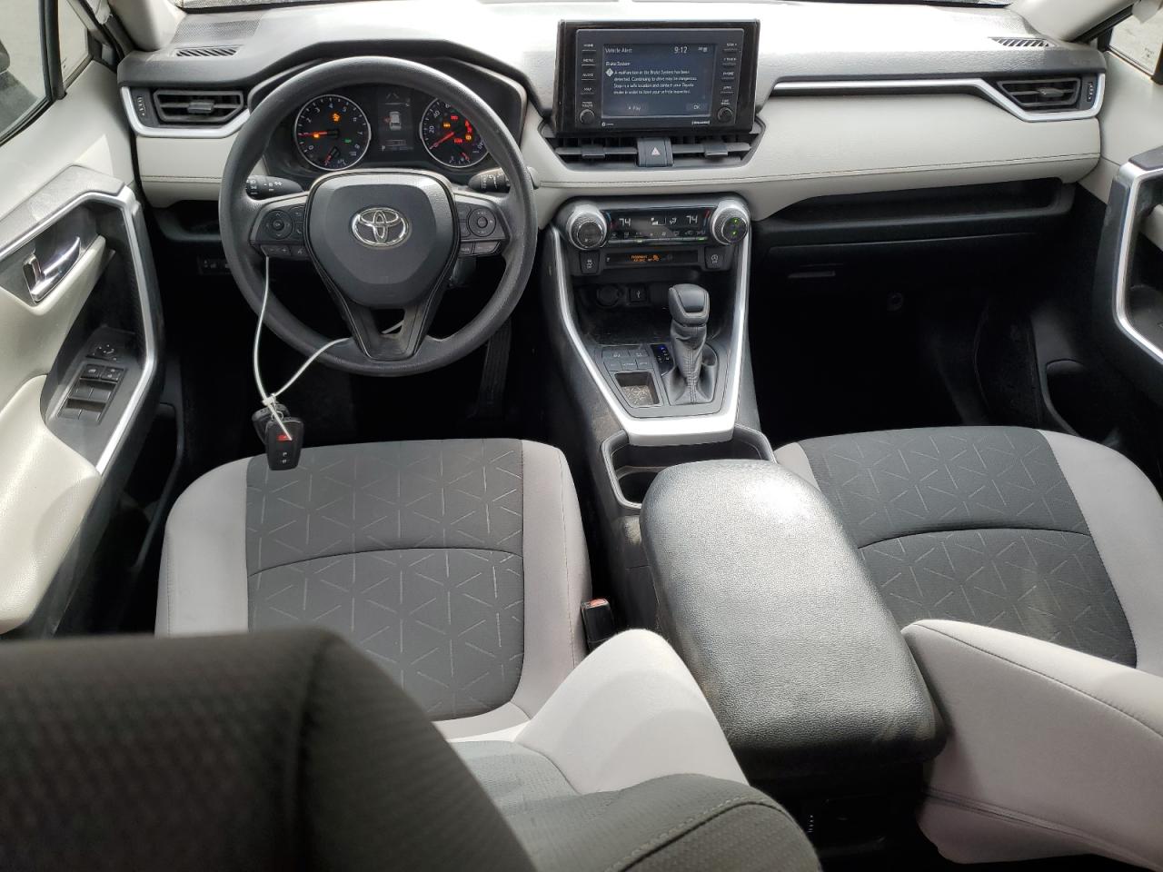 2020 Toyota RAV 4 - Image 8