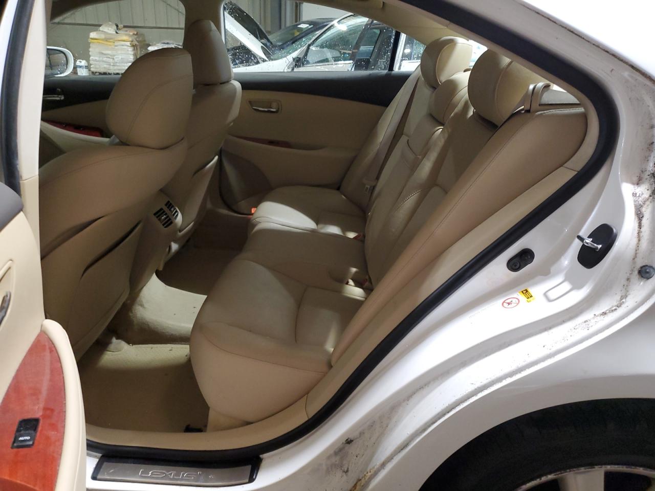 2008 Lexus ES - Image 11