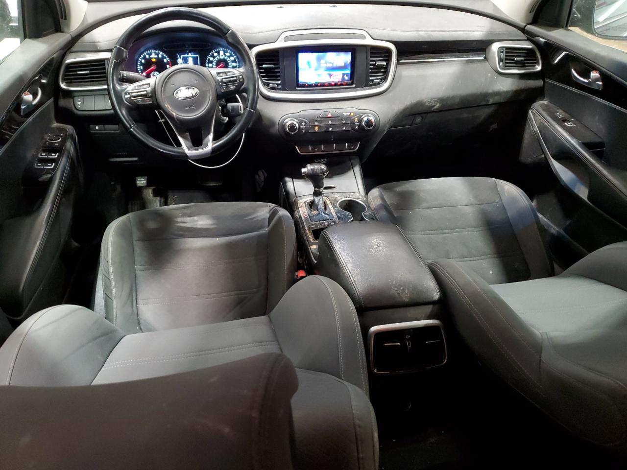 2016 Kia Sorento - Image 8