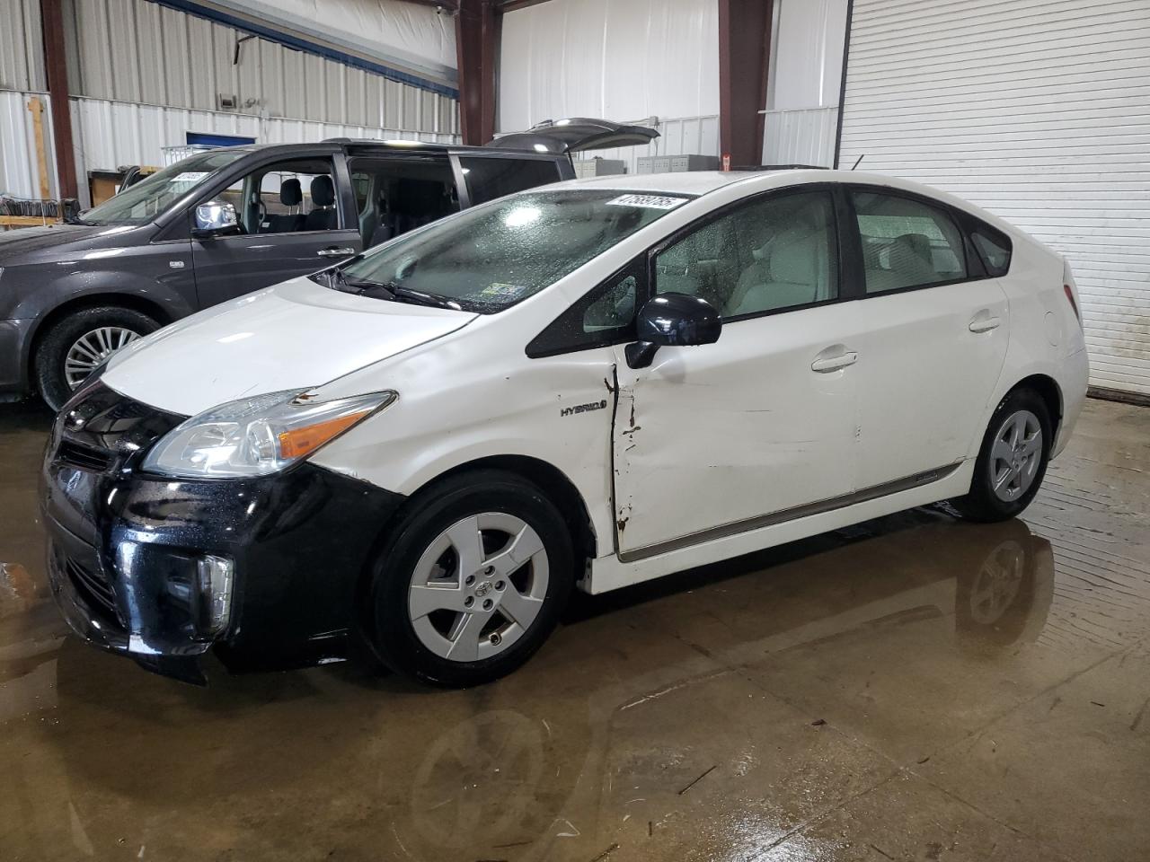2011 Toyota Prius - Image 1