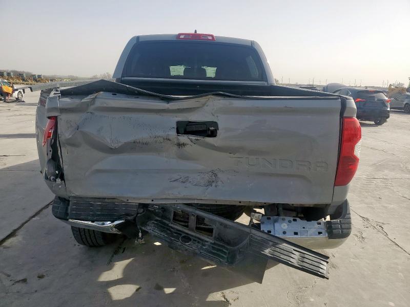  TOYOTA TUNDRA 2021 Szary