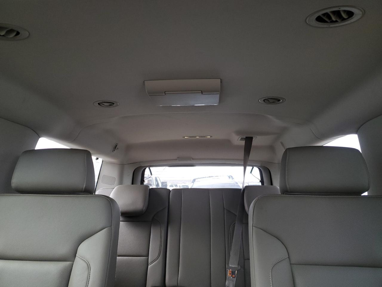 2016 GMC Yukon - Image 10