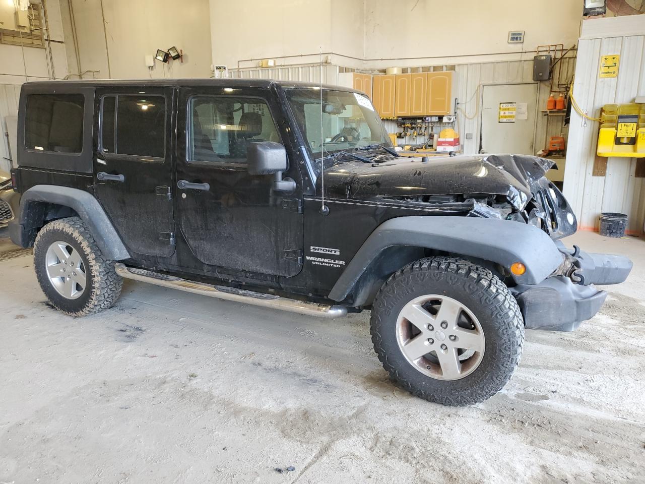 2014 Jeep Wrangler - Image 4