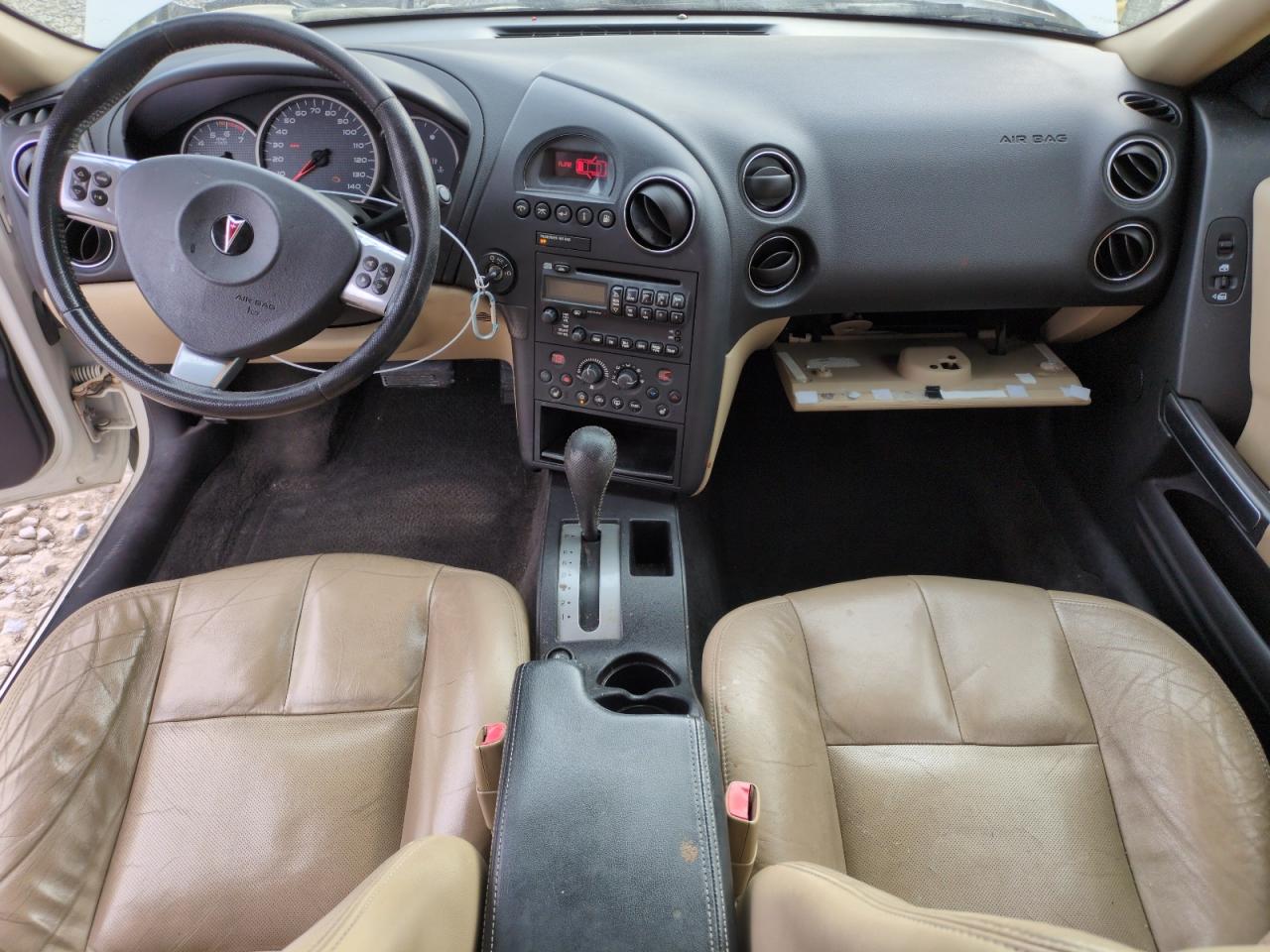 2007 Pontiac Grand Prix - Image 8