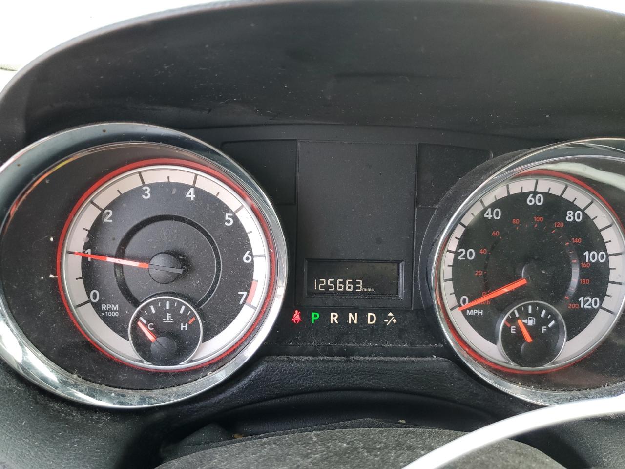 2019 Dodge Caravan - Image 9