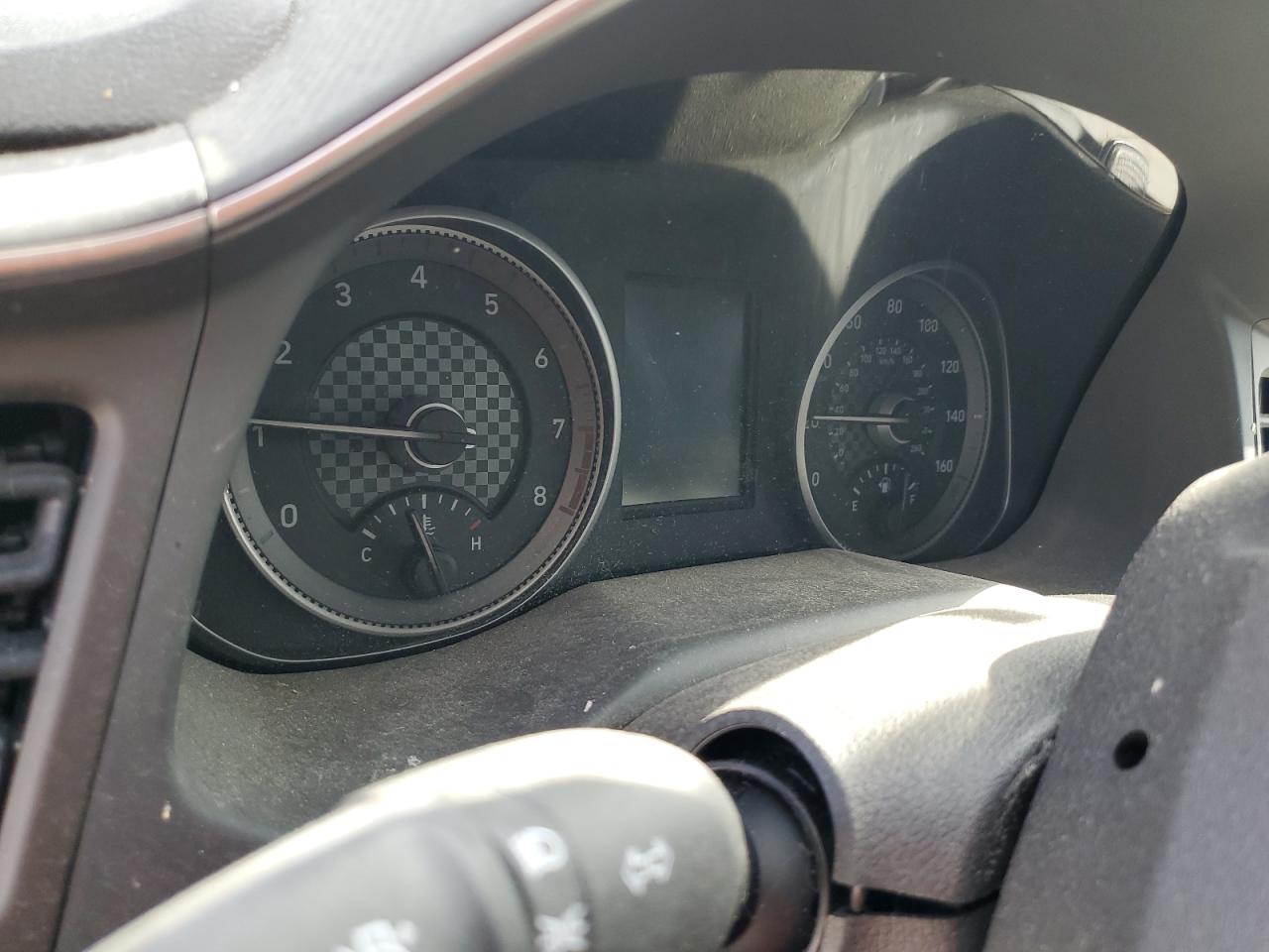2020 Hyundai Elantra - Image 9