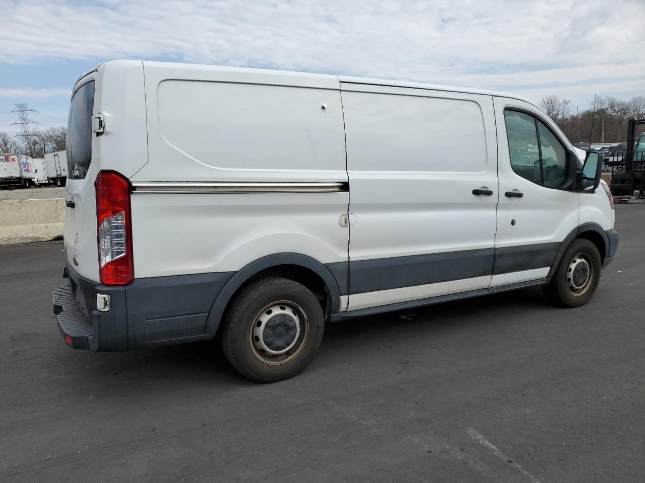 1FTYE1YM3KKB31819 FORD TRANSIT 2019