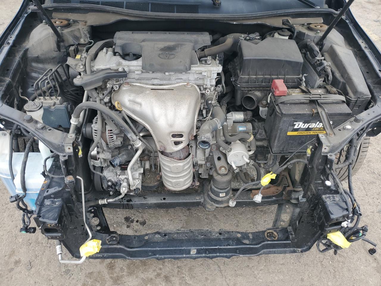 2015 Toyota Camry - Image 11