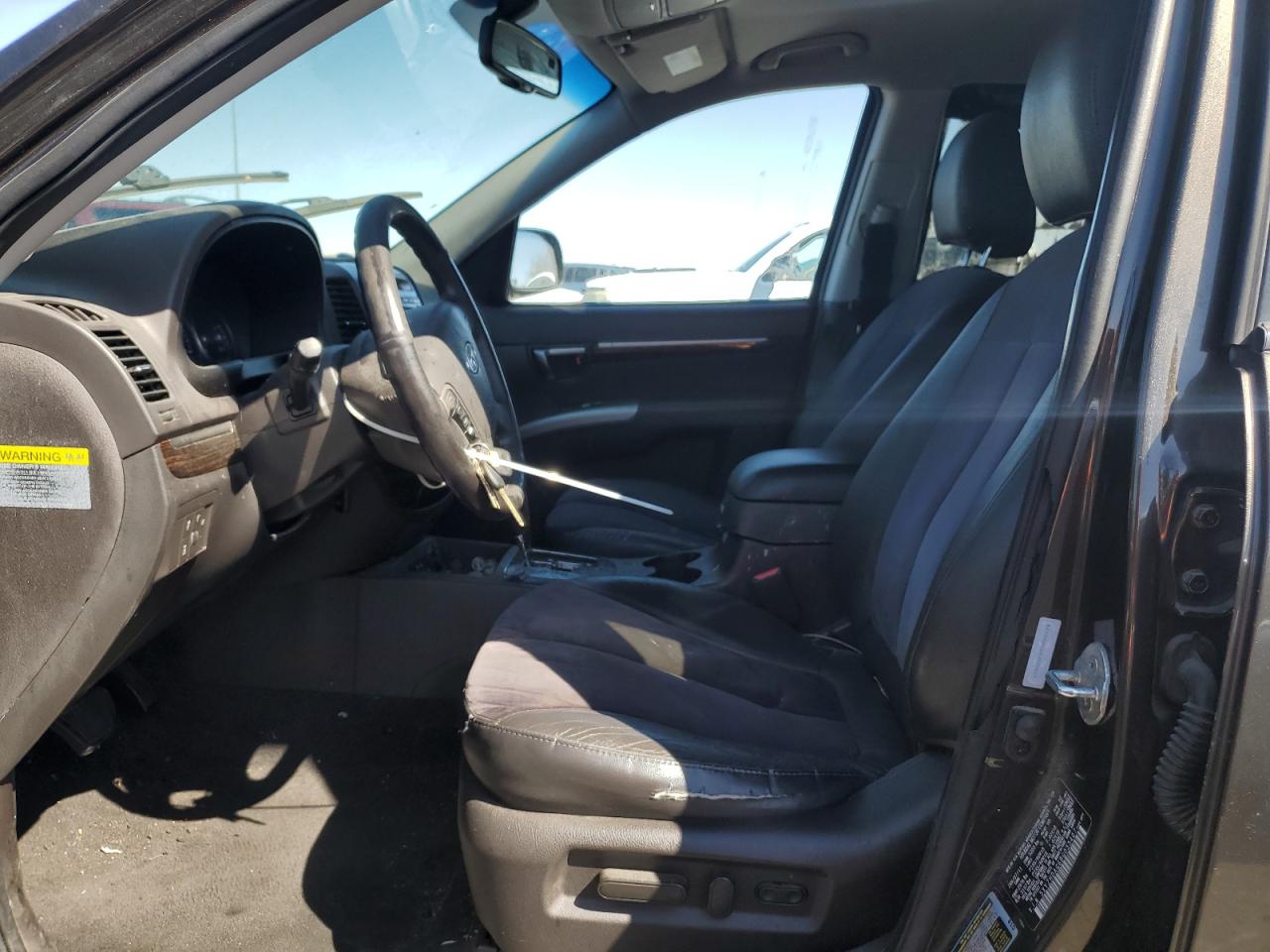 2011 Hyundai Santa Fe - Image 7
