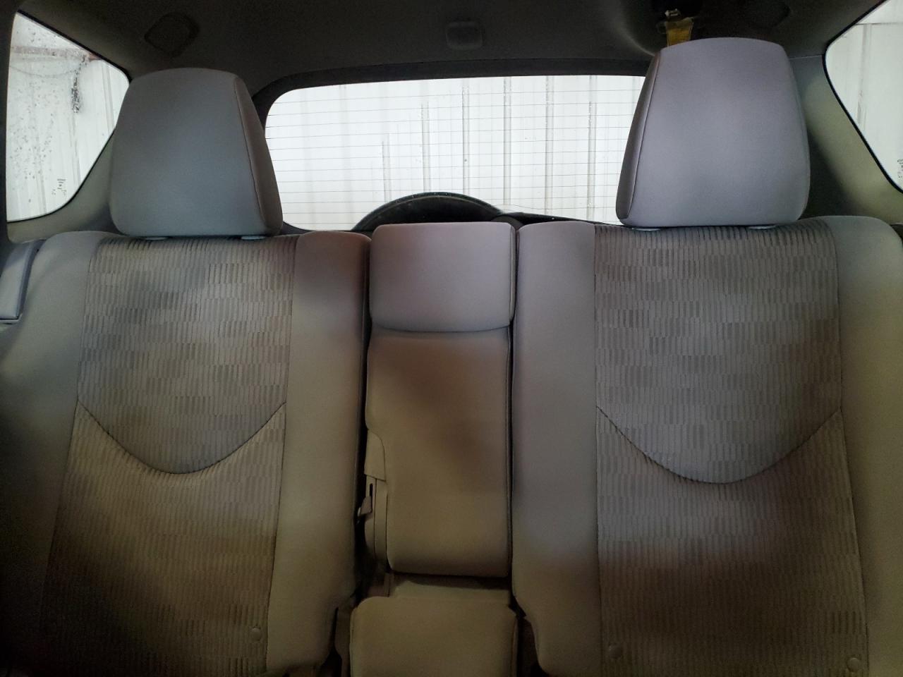 2012 Toyota RAV 4 - Image 10