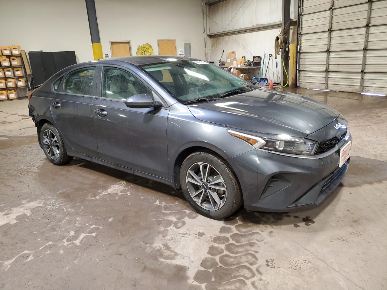 2022 Kia Forte - Image 4