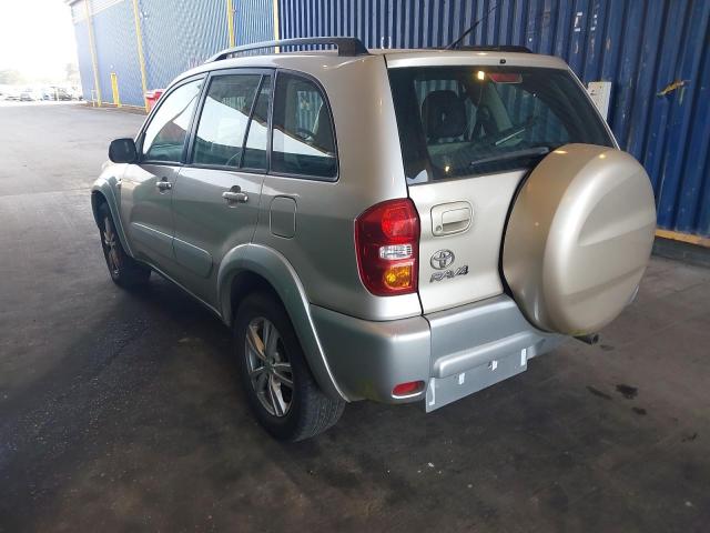 2003 TOYOTA RAV4 XT4 V