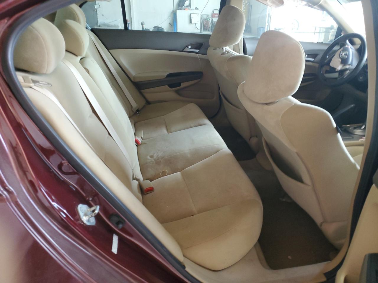 2010 Honda Accord - Image 11