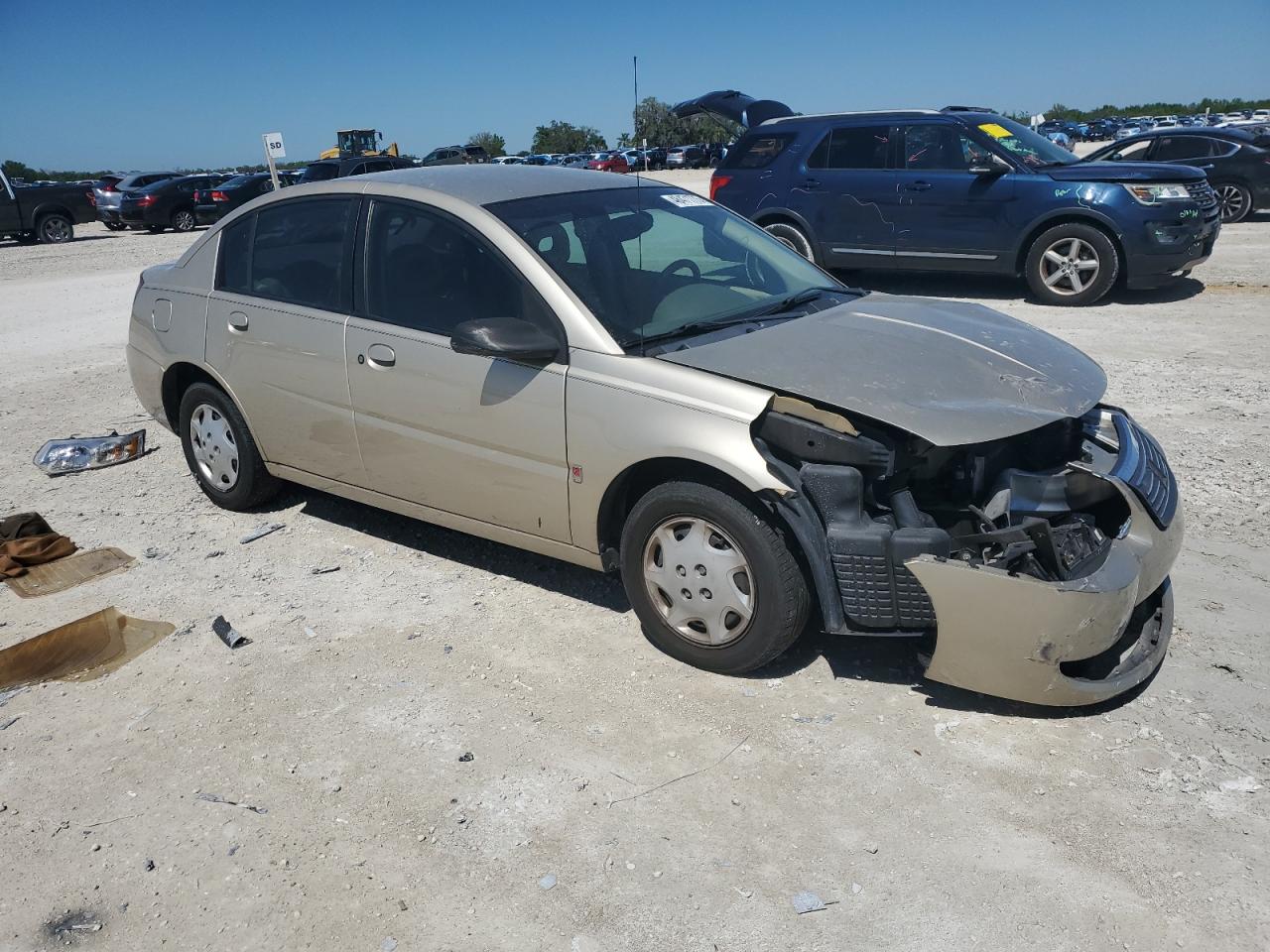 2005 Saturn ION - Image 4