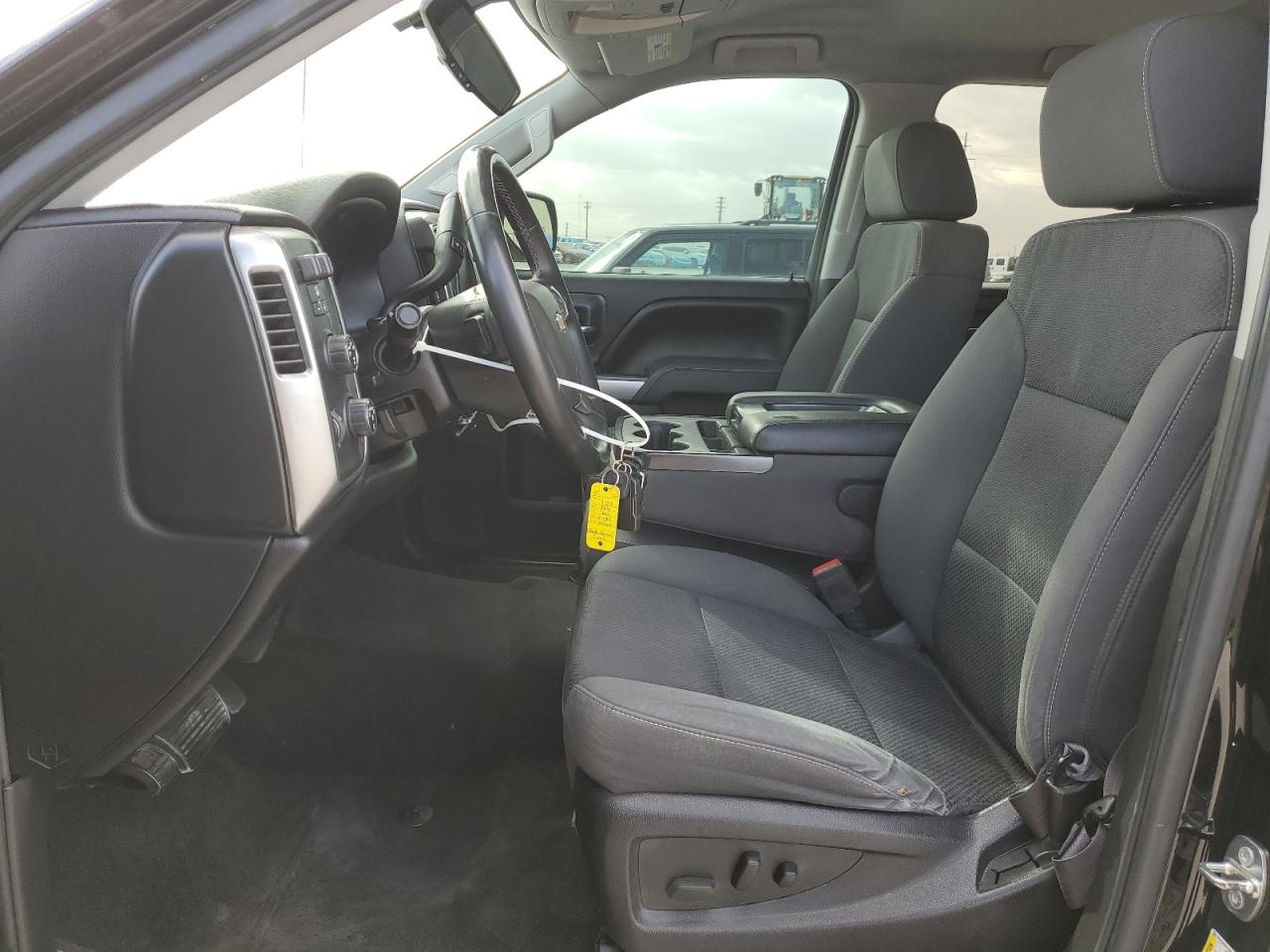 2016 Chevrolet Silverado - Image 7