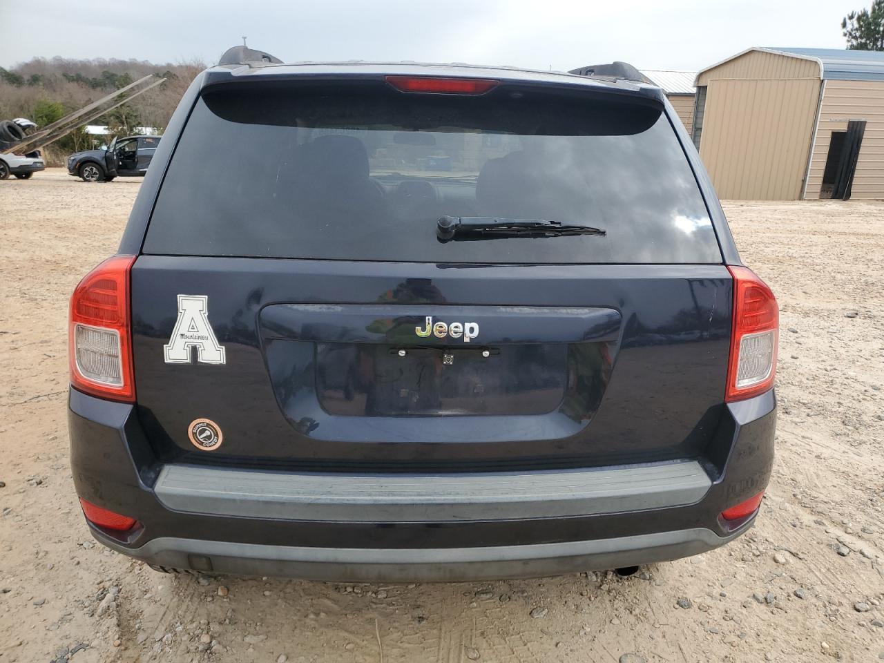 2011 Jeep Compass - Image 6