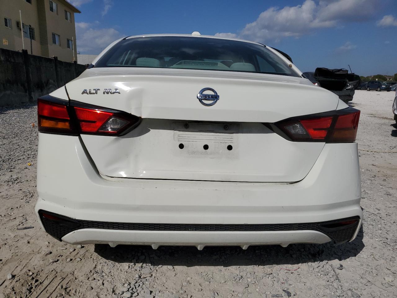 2020 Nissan Altima S VIN: 1N4BL4BV2LC234018 Lot: 47261495