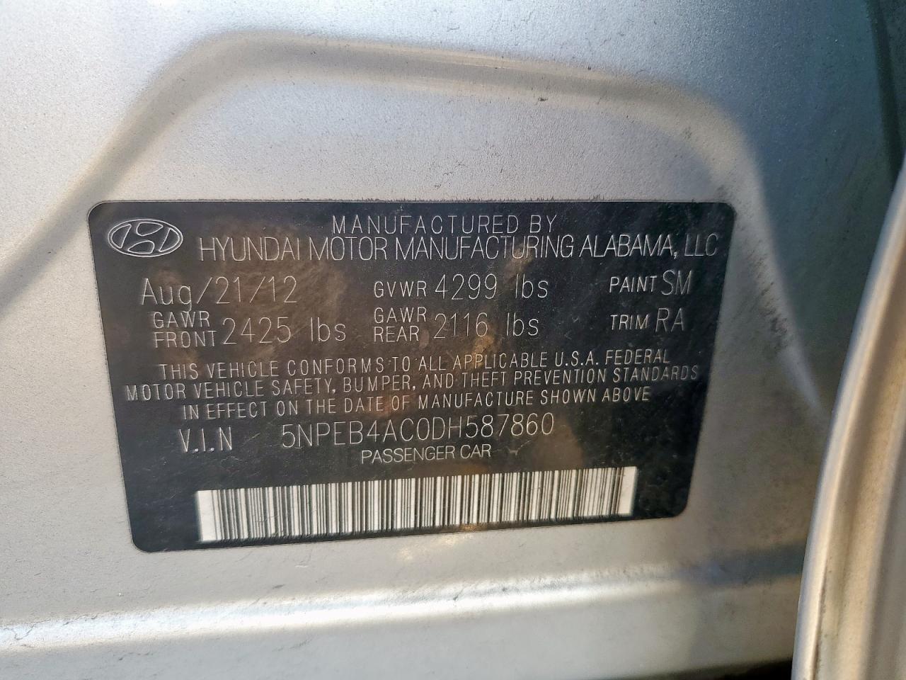 2013 Hyundai Sonata - Image 12